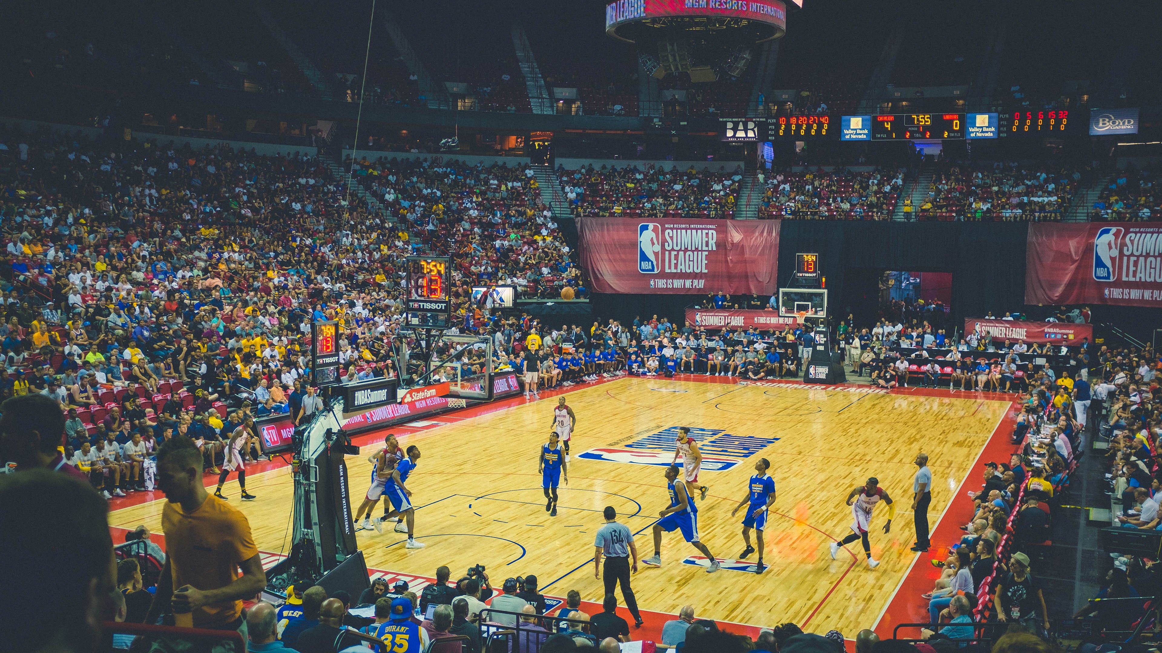 星空娱乐棋牌-中国篮球从热爱走向辉煌，中国篮球发展史